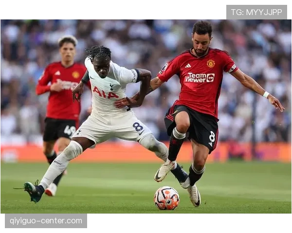 曼联锋线效率问题突出，对进攻体系稳定性和关键战表现造成影响